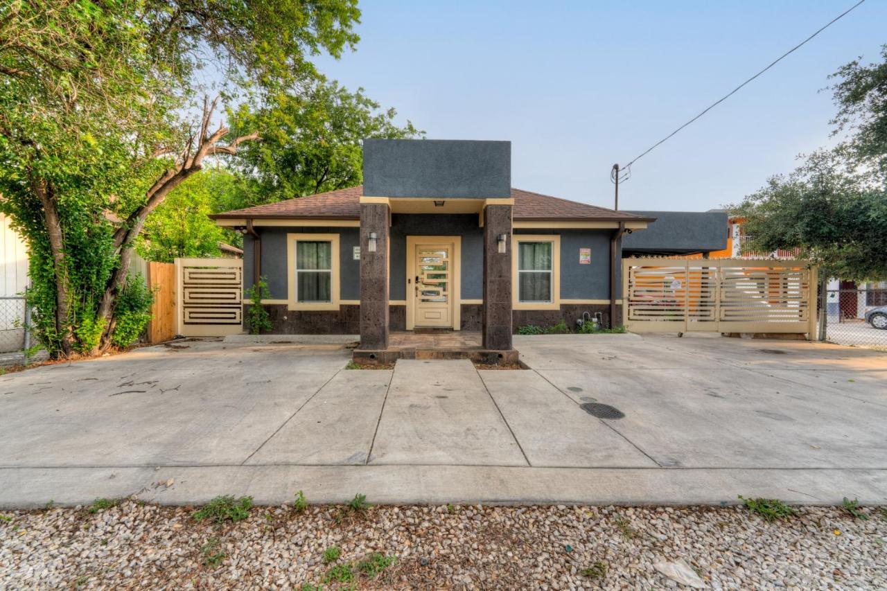 Private Hot Tub3Bd2Ba 2 Miles To Sa River Walk San Antonio Zewnętrze zdjęcie