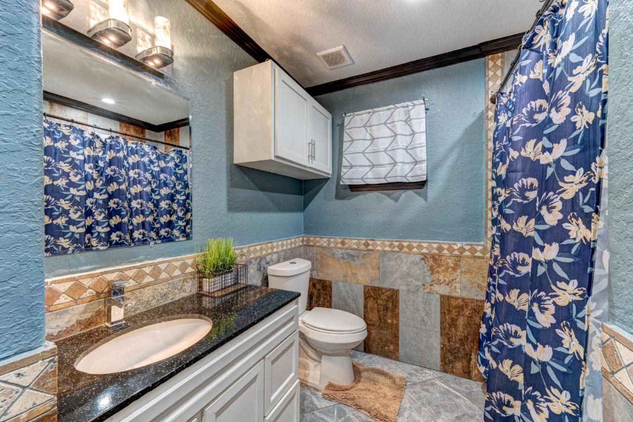 Private Hot Tub3Bd2Ba 2 Miles To Sa River Walk San Antonio Zewnętrze zdjęcie