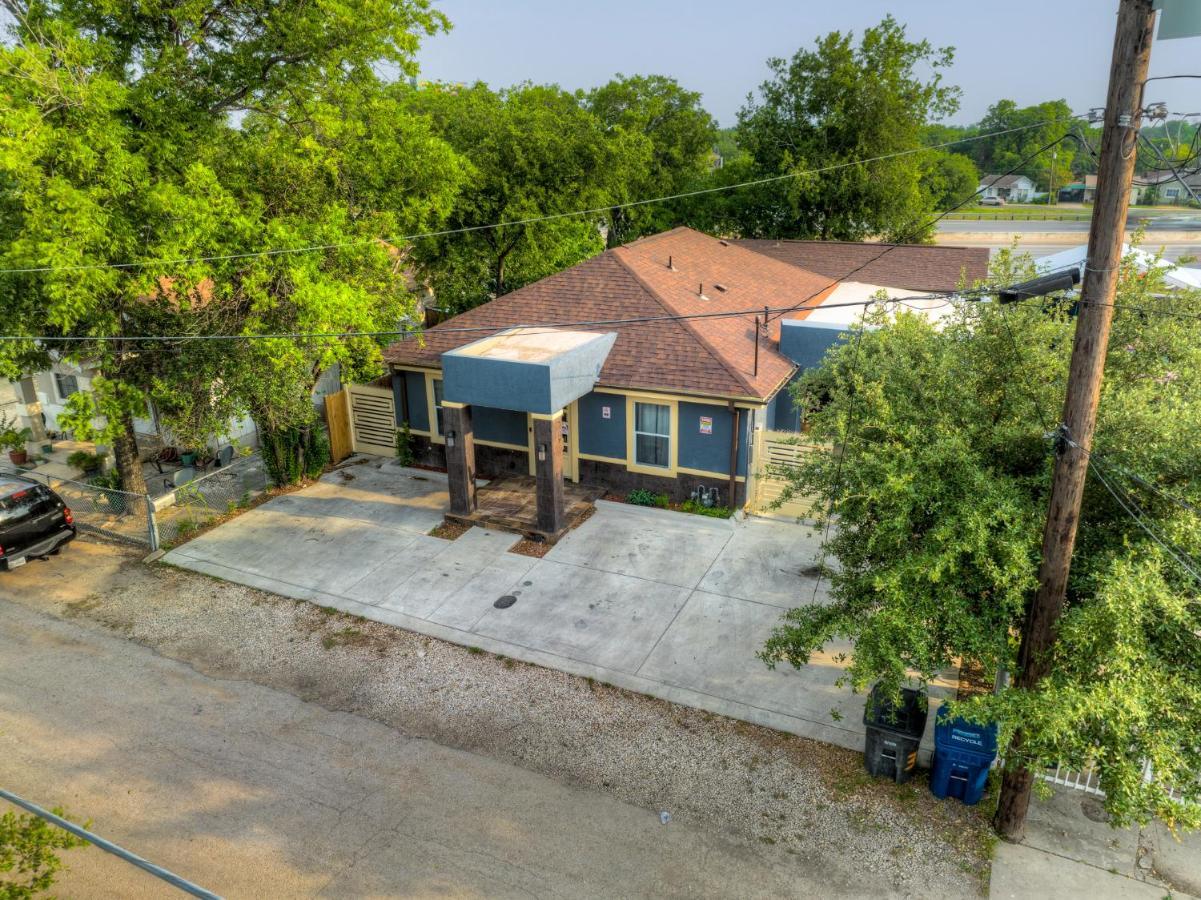 Private Hot Tub3Bd2Ba 2 Miles To Sa River Walk San Antonio Zewnętrze zdjęcie
